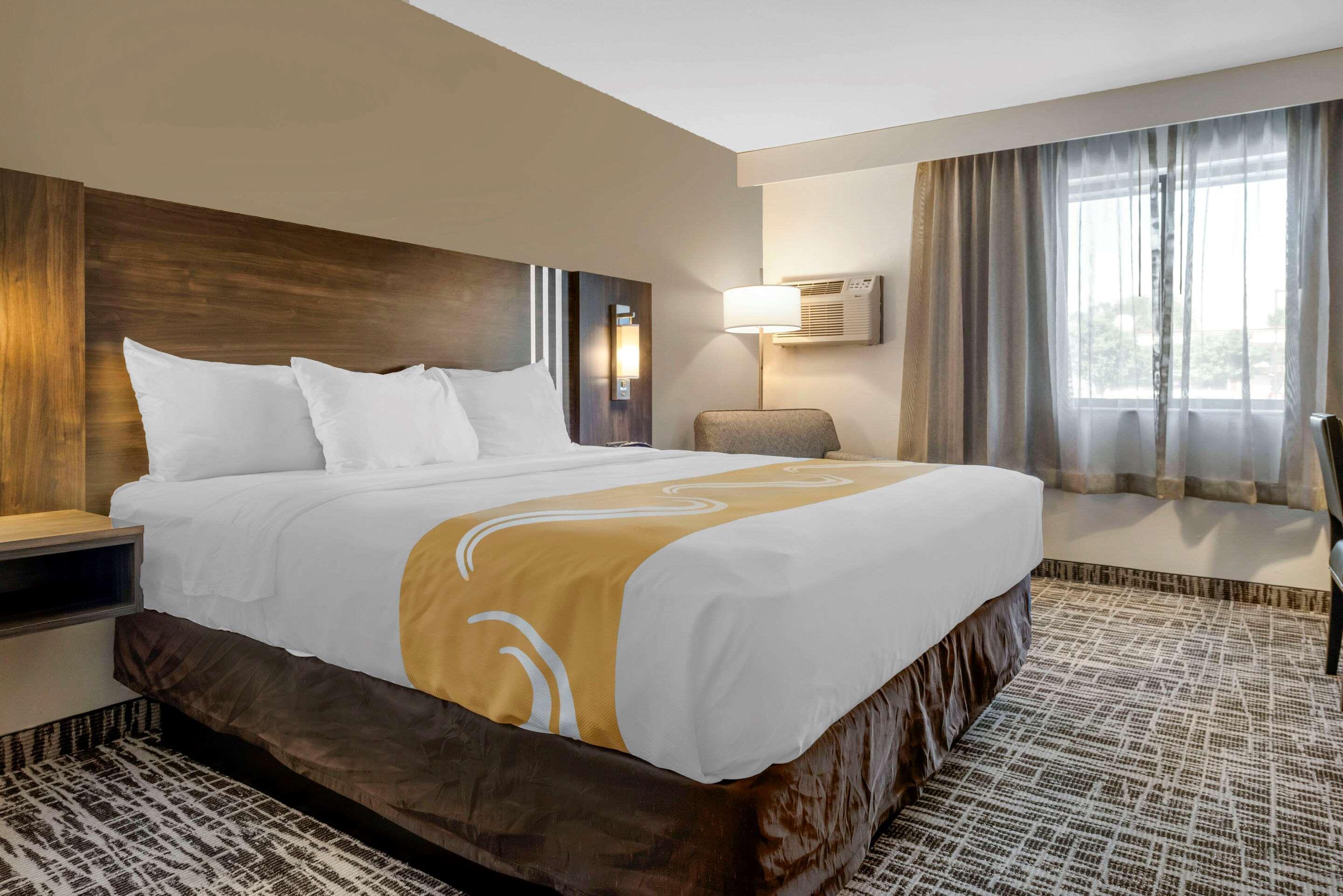 Quality Inn St Cloud West Сент-Клауд Экстерьер фото