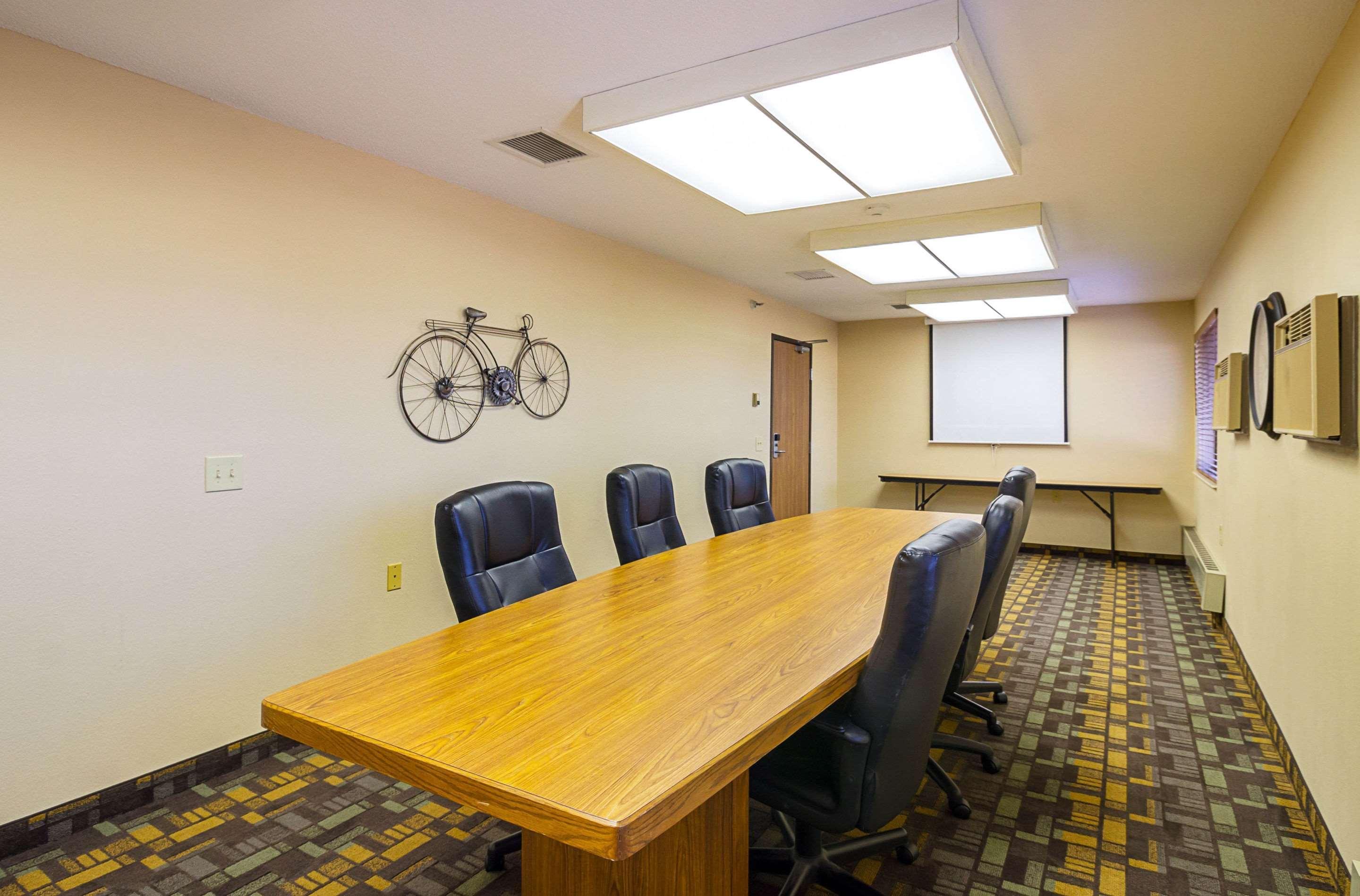 Quality Inn St Cloud West Сент-Клауд Экстерьер фото