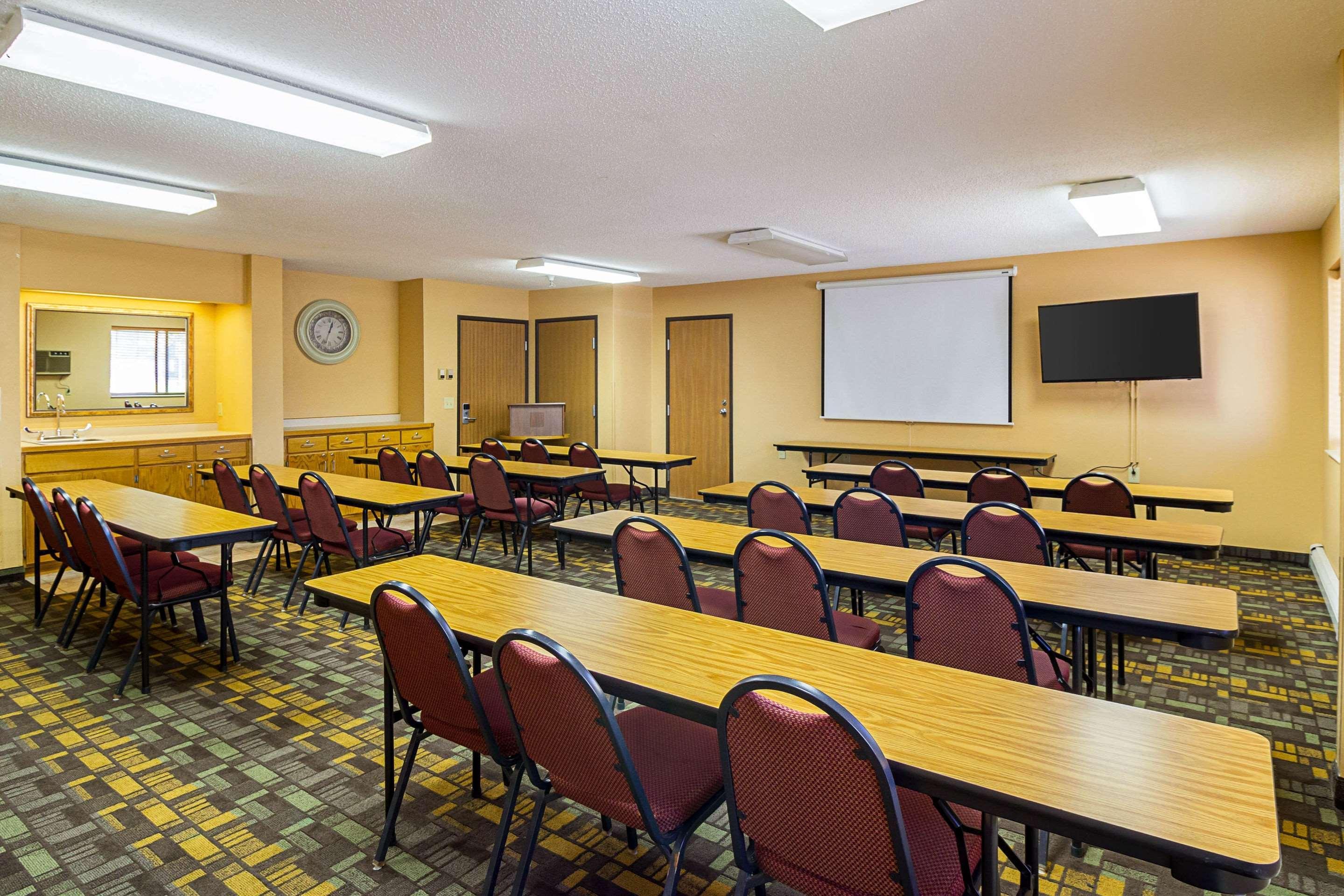 Quality Inn St Cloud West Сент-Клауд Экстерьер фото