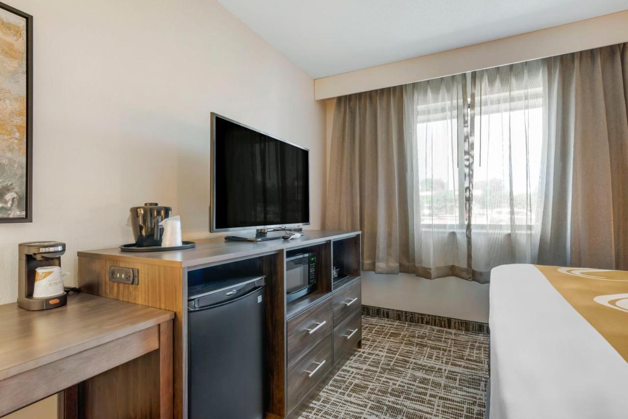 Quality Inn St Cloud West Сент-Клауд Экстерьер фото